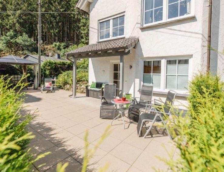 Eslohe Apartment | Haus Salweyblick