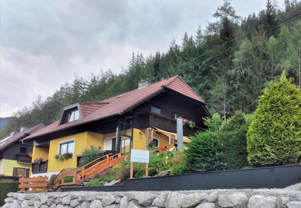Pusterwald Bed & Breakfast | Haus Sonnblick B&B