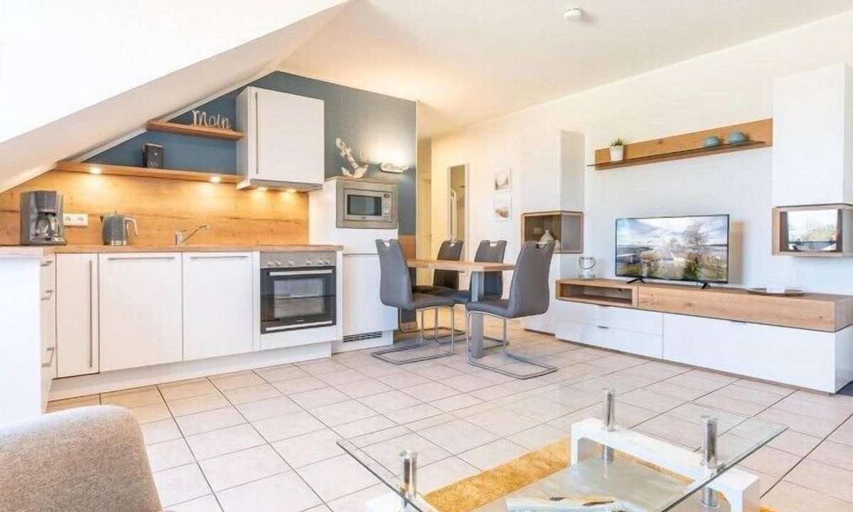 Alt Gaarz Apartment | High-quality apartment with balcony, Baltic Sea view, underground parking space, wellness area