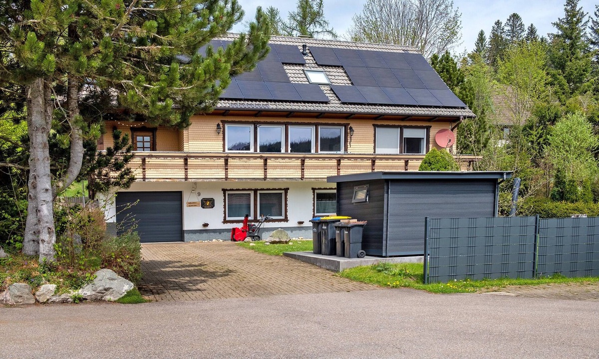 Falkau Apartment | Holiday Apartment 'Am Schwellenweiher' with Private Terrace, Garden and Wi-Fi