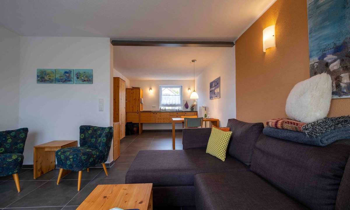 Bad Waldsee Apartment | Holiday Apartment 'Baumblick' – Sustainable Retreat in Bad Waldsee