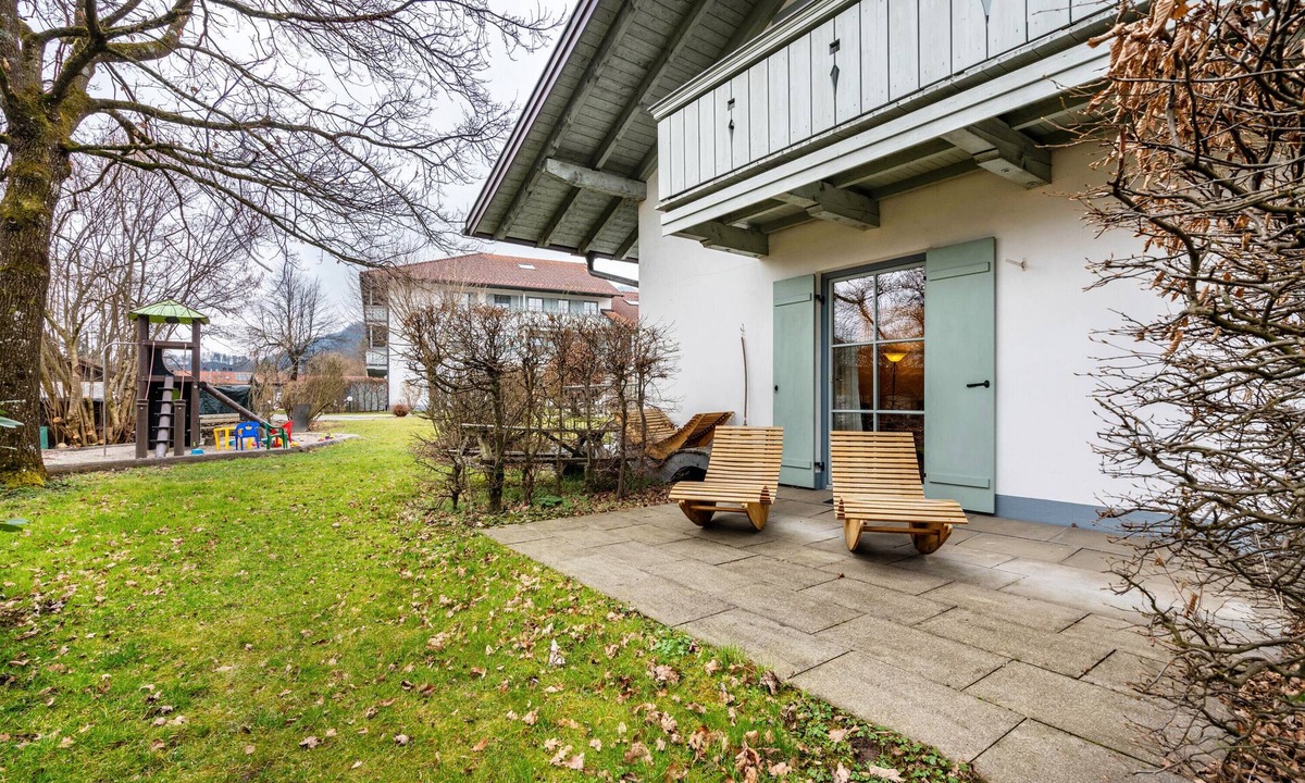 Oberaudorf Apartment | Holiday Apartment 'Brünnstein-Zimmer 18' with Pool, Shared Garden and Sauna