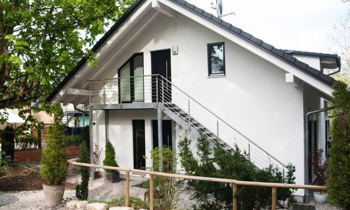 Holiday Persons Bedrooms | Holzhausen