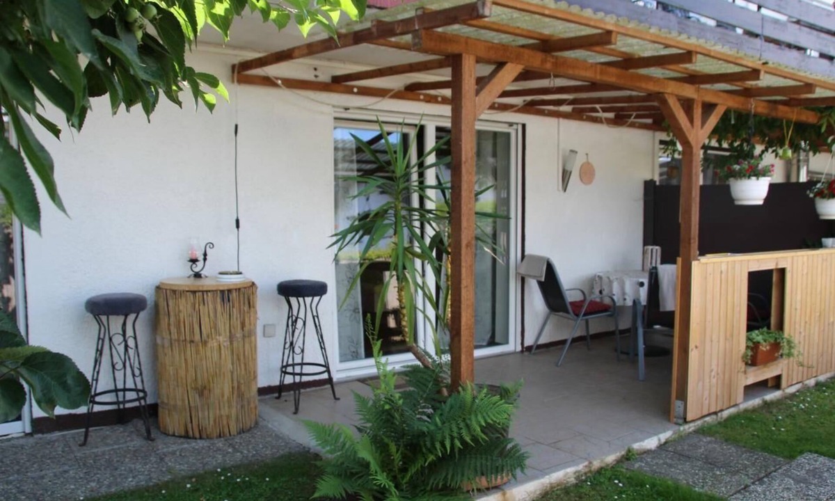 Viereth Apartment | Holiday flat in Viereth with garden and terrace