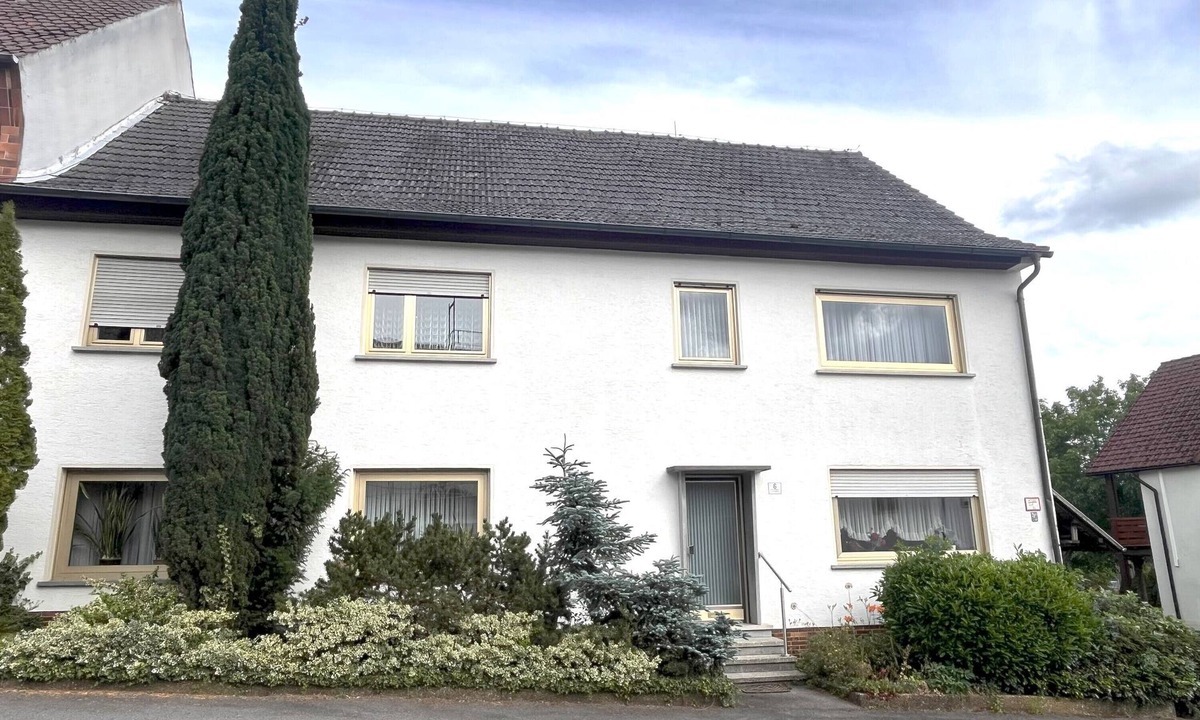 Ebersdorf bei Coburg House | Holiday Home 'Idyllische Bauernhof' with Shared Terrace, Private Garden and Wi-Fi