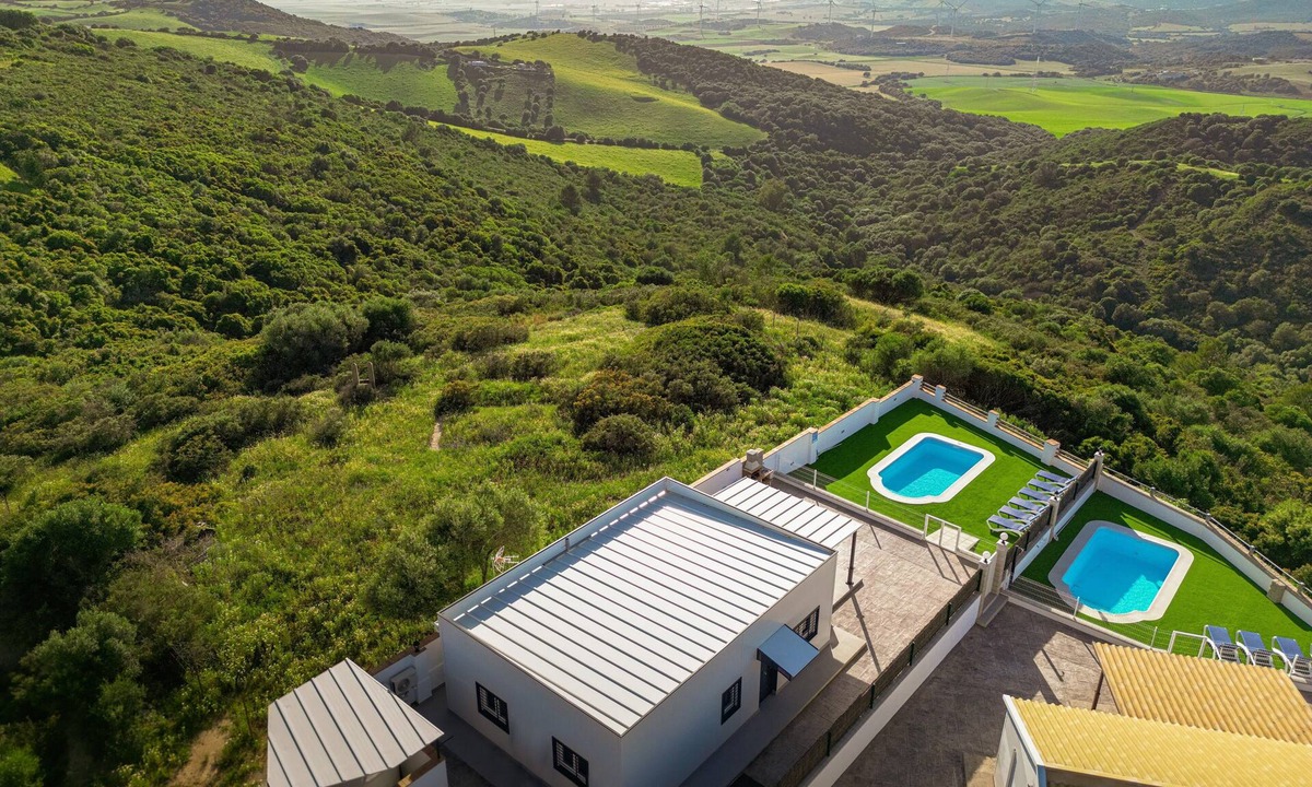San Ambrosio House | Holiday Home 'Miramar' with Mountain View, Wi-Fi and Air Conditioning