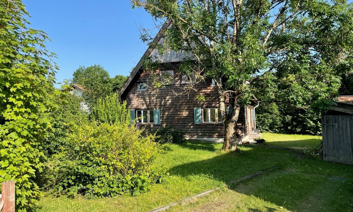 Chieming House | Holiday Home at the Chiemsee - 10 minutes walk to the lake