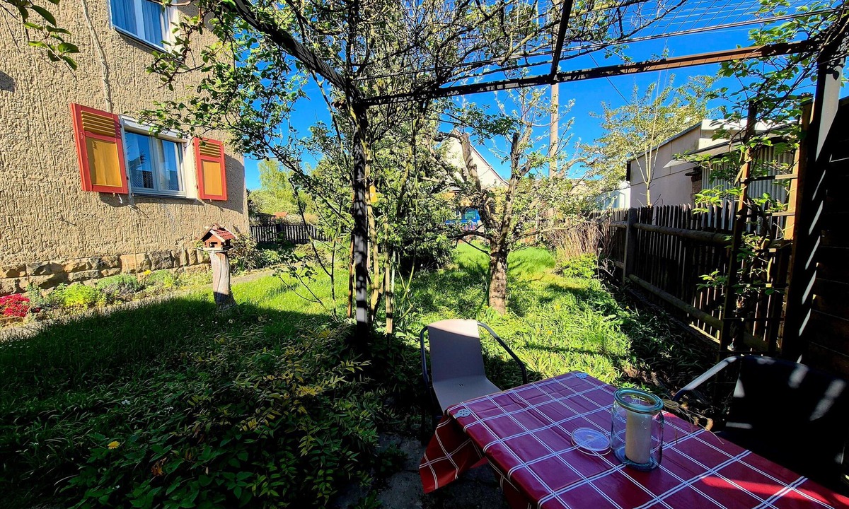 Lohmen House | Holiday Home 'Elbsandstein vor der Tür' with Private Terrace and Garden
