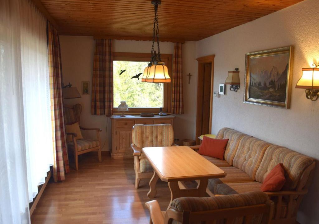 Schwarzenbach House | Holiday Home Füssen near Neuschwanstein Castle