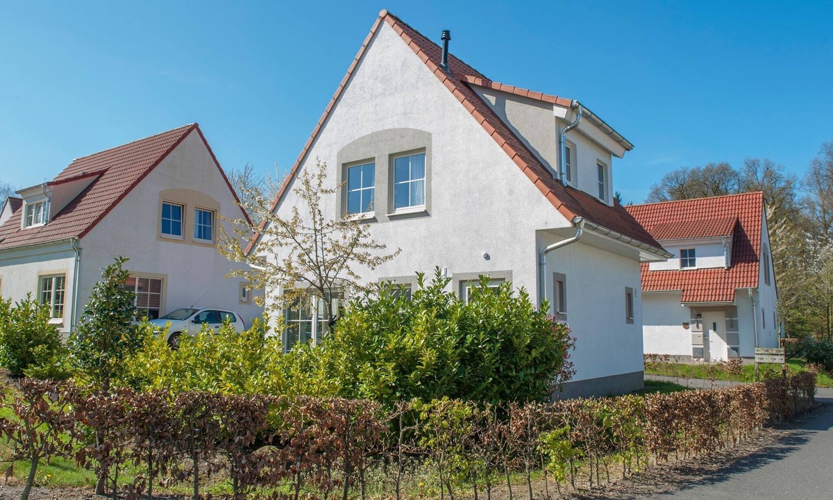 Ferienpark Gut Langen House | Holiday Home in Bad Bentheim with Garden