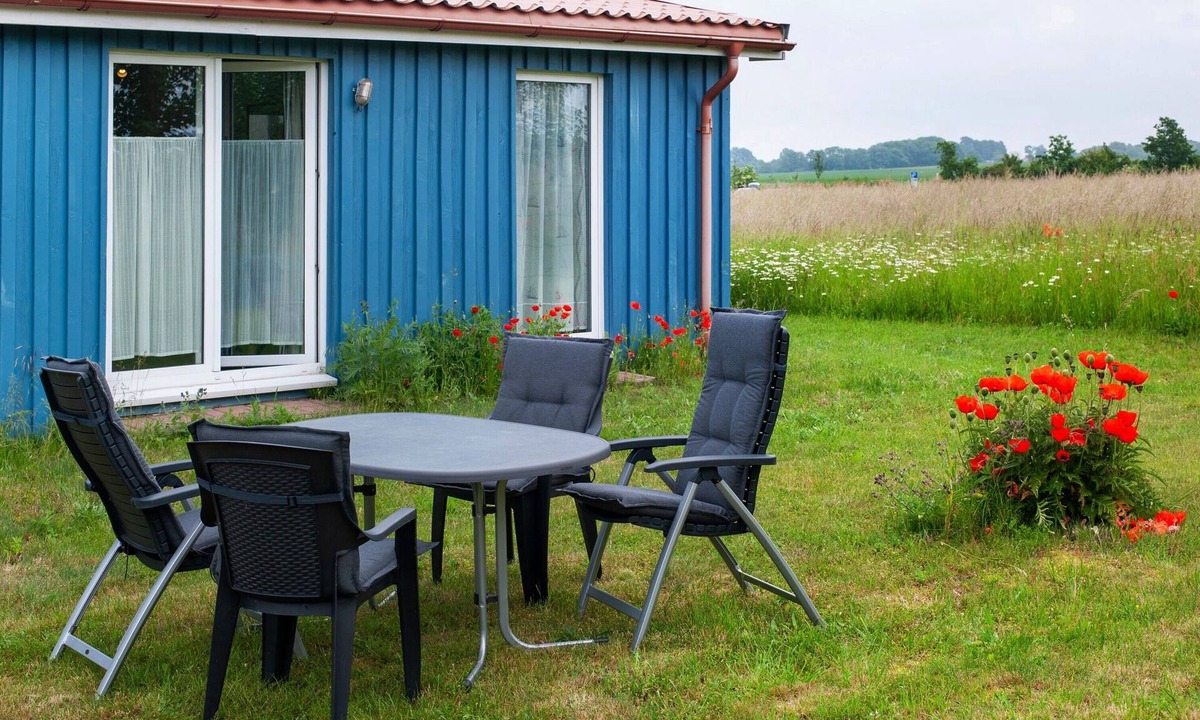 Meschendorf House | Holiday home "Möve ABA Bungalow 63" with private terrace and WLAN