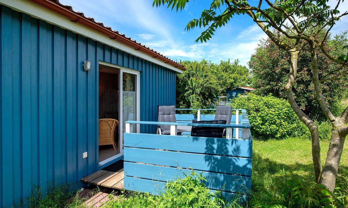 Meschendorf House | Holiday home "Möve ABA Bungalow 60" with private terrace and WLAN