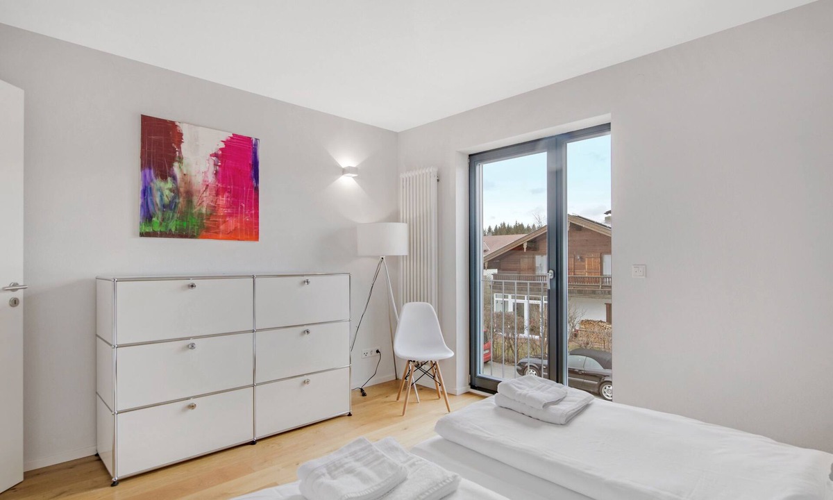 Rimsting House | Holiday Home "Rimsting am Chiemsee" with Wi-Fi, Garden & Terrace