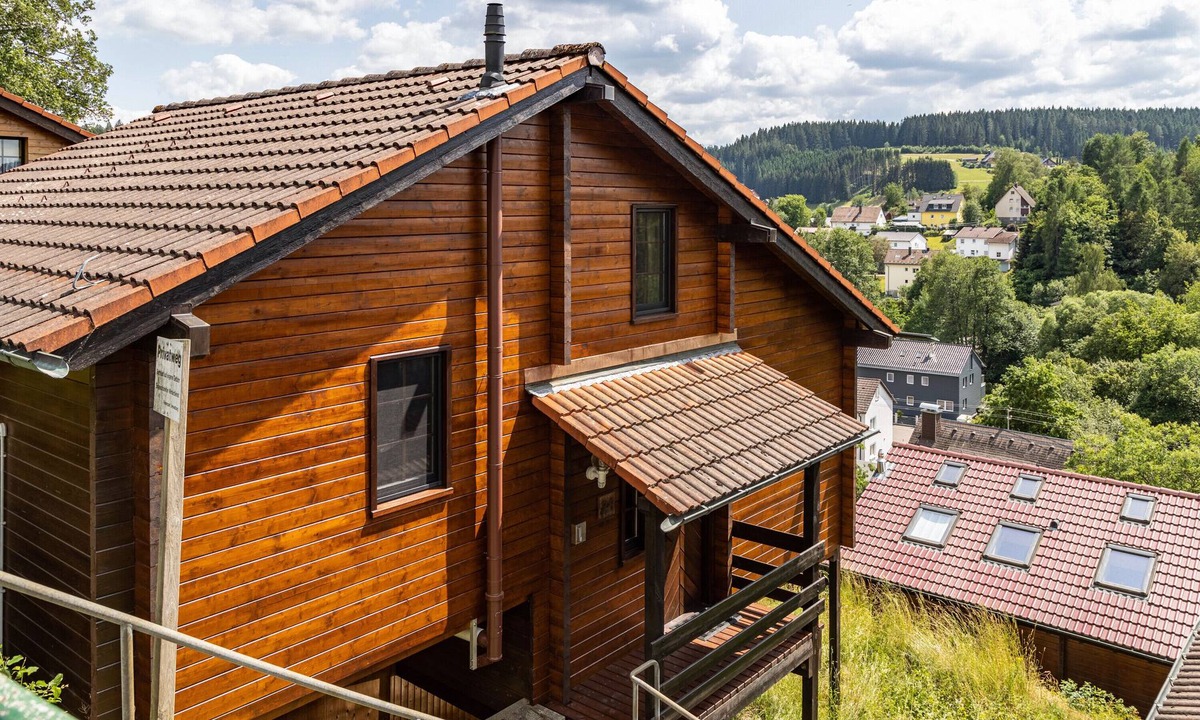 Unterkirnach House | Holiday Home 'Sommerberg' with Mountain View, Balcony and Wi-Fi