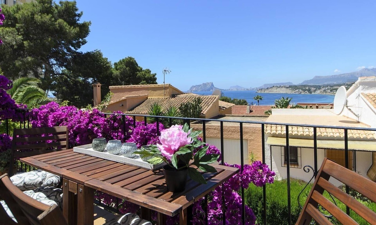 El Portet House | Holiday Home "Vista Bahia" with Sea Views, Private Pool and Wi-Fi