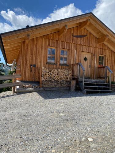 Lachtal Ski Chalet | Holzknechthütte