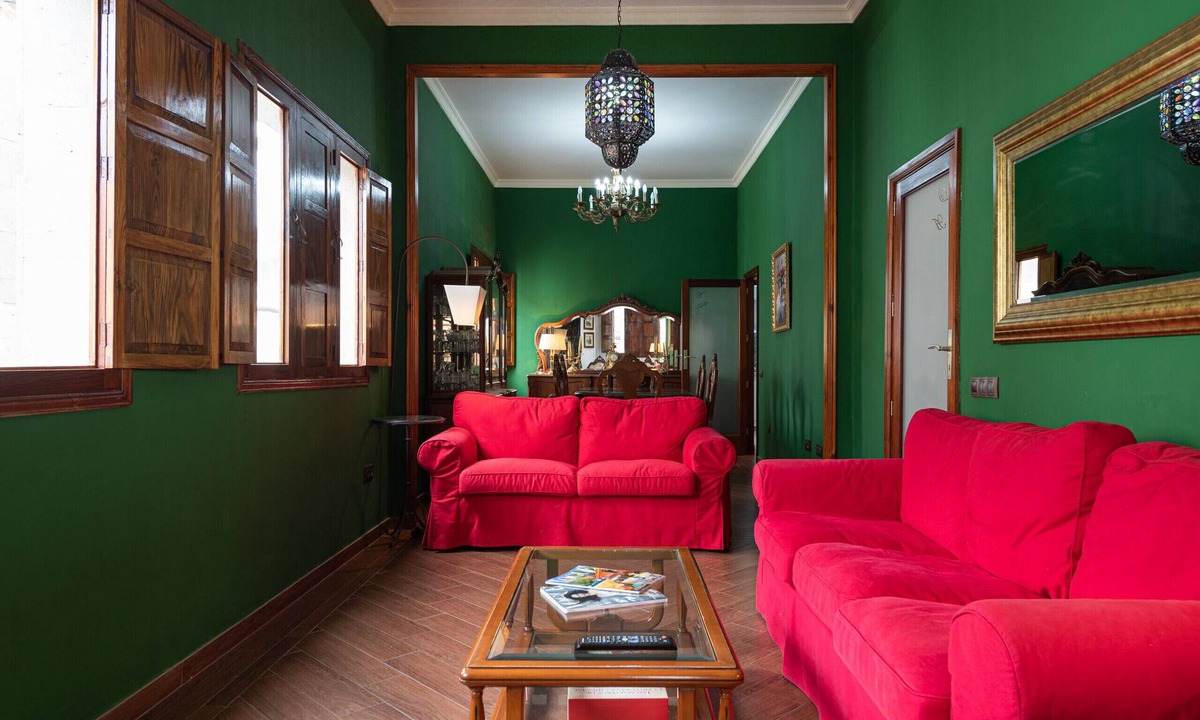 Casco Historico de Arucas Apartment | HomeForGuest NEW Duplex with Rooftop next to Arucas Cathedral