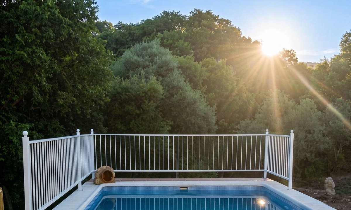 Cordoba Ski Chalet | Homerez - Chalet in Córdoba
