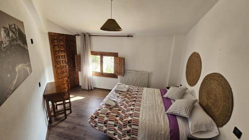 Peralejos de las Truchas Hostel | Hostal Altajo