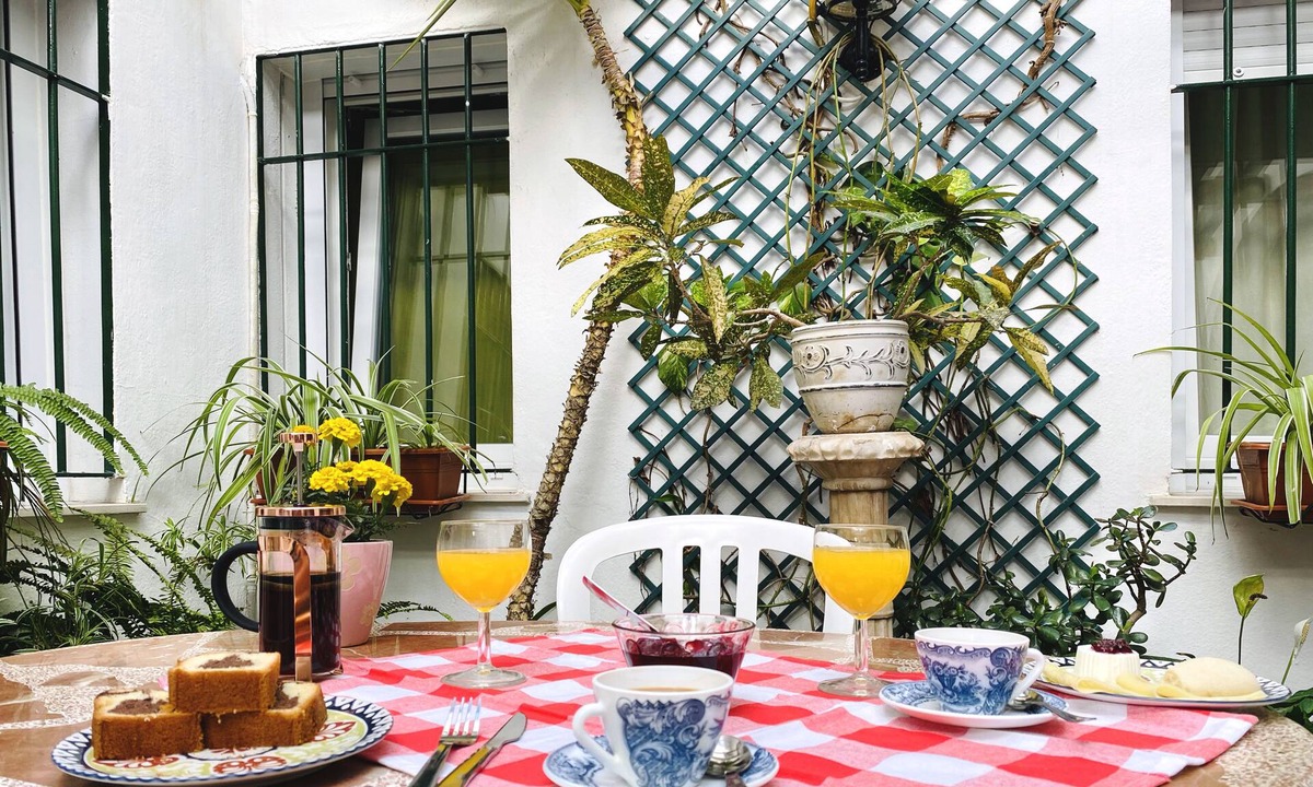 Nerja Hostel | Hostal Azahara