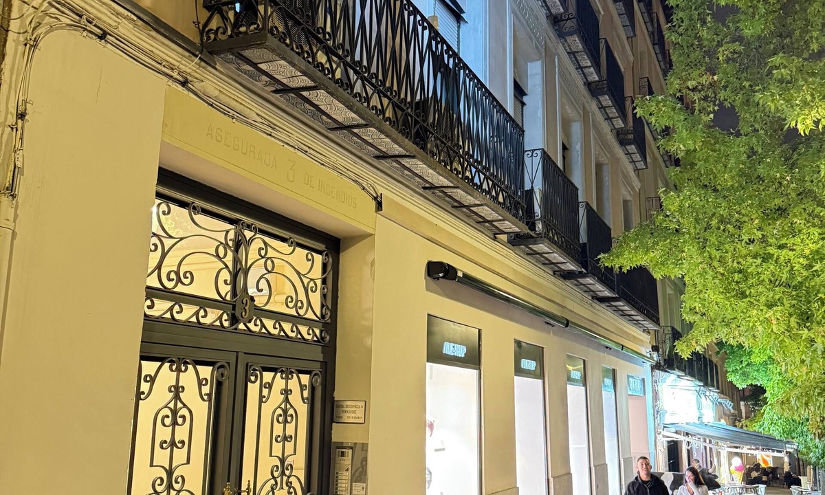 Golden Triangle of Art Hostel | Hostal Fernández Atocha