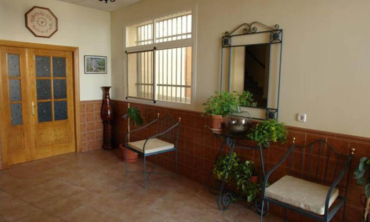 Cabezabellosa Hostel | Hostal La Bellosina