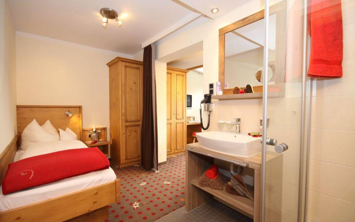 Ofterschwang Hotel | Hotel ∙ 1 bedroom ∙ 1 guest
