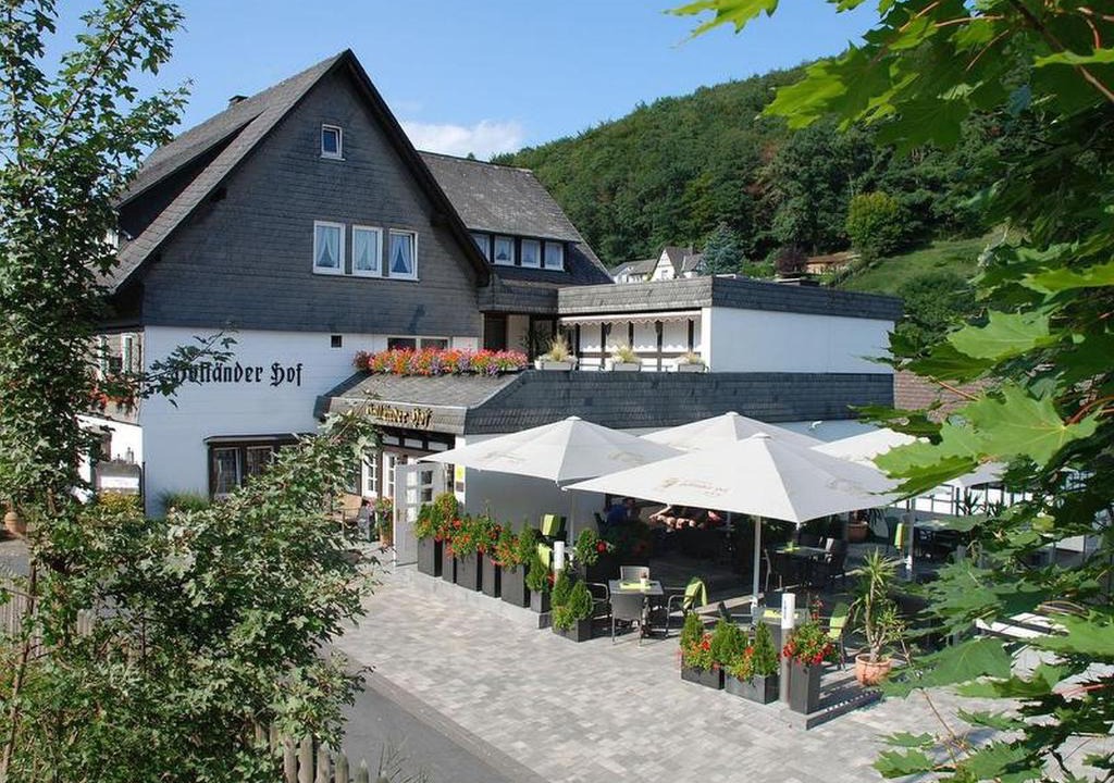 Meschede Hotel | Hotel Holländer Hof