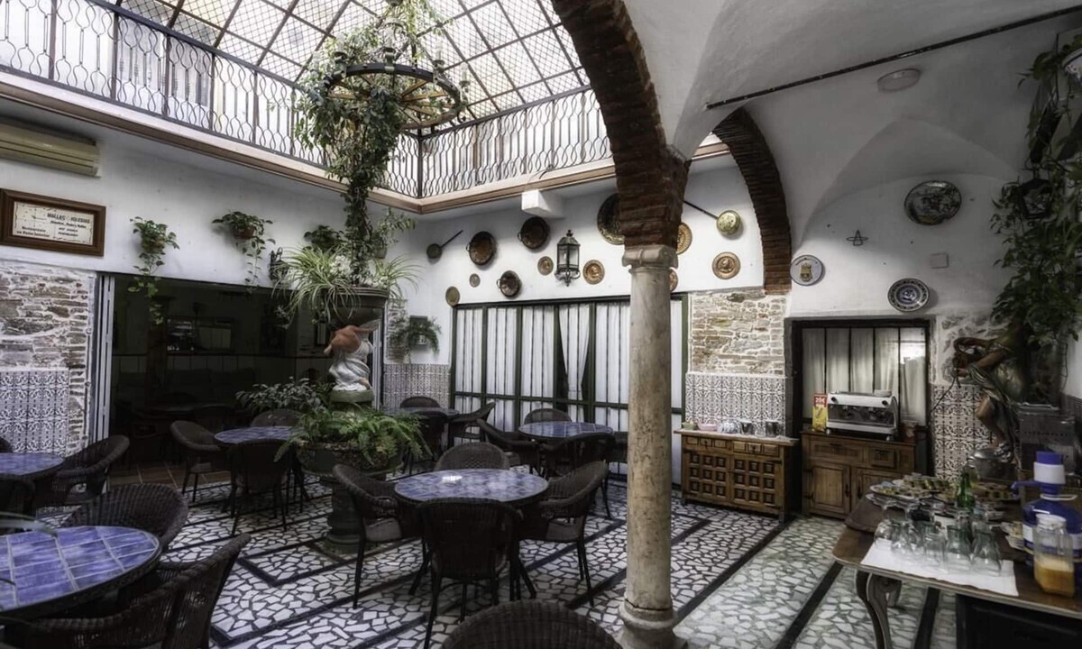 Zafra Old Town Hotel | Hotel Las Palmeras by Vivere Stays