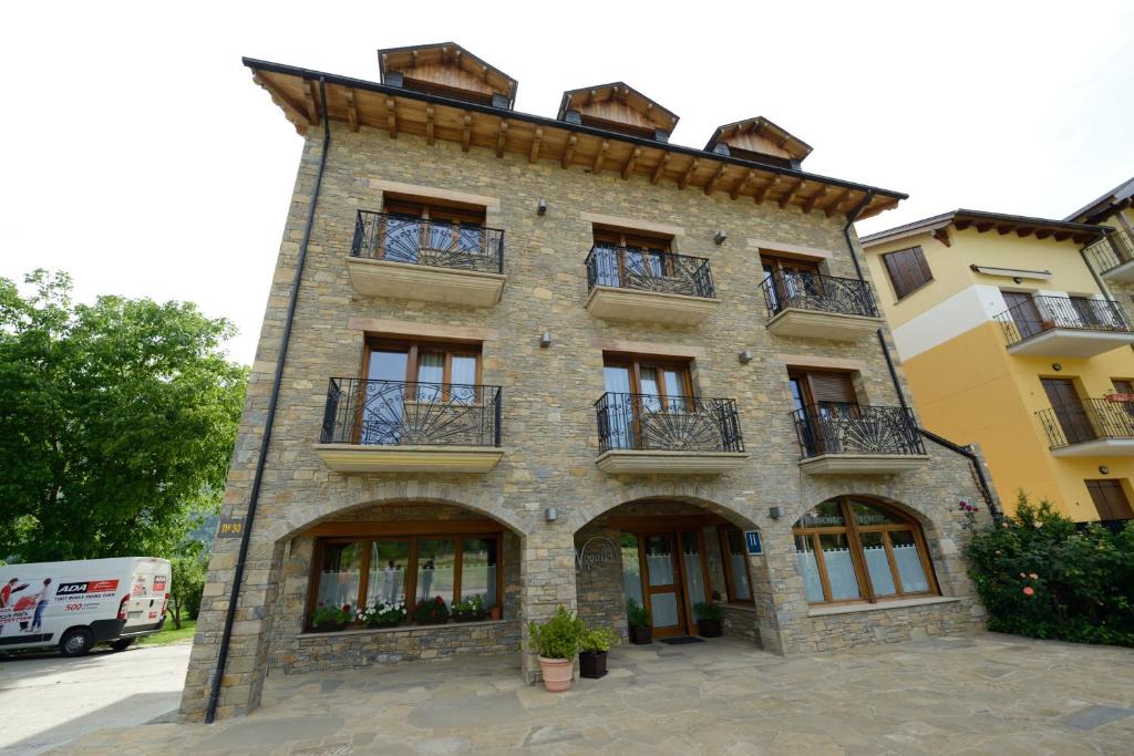 Campo Hotel | Hotel Los Nogales