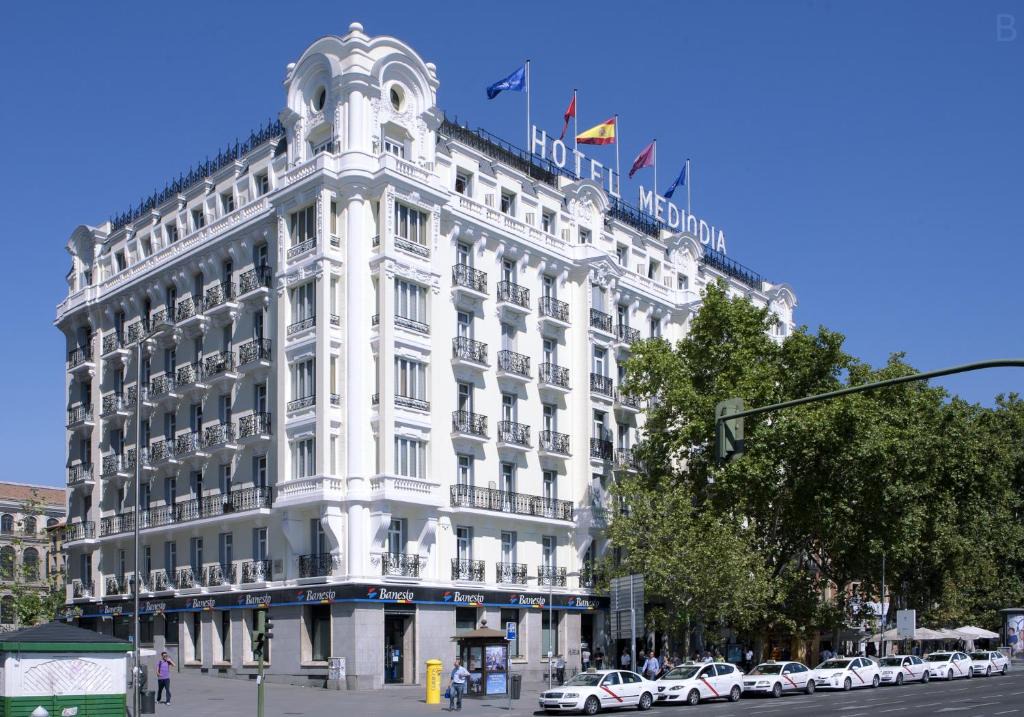 Golden Triangle of Art Hotel | Hotel Mediodia
