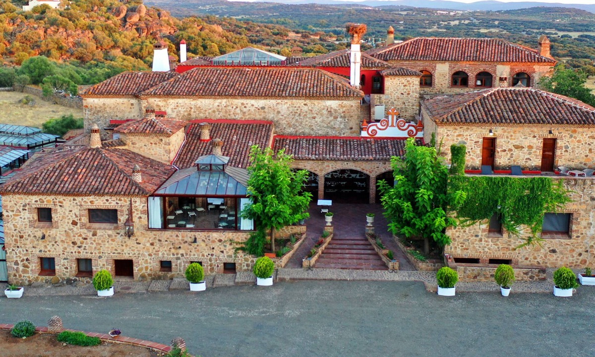 Almendral Hotel | Hotel Monasterio Rocamador