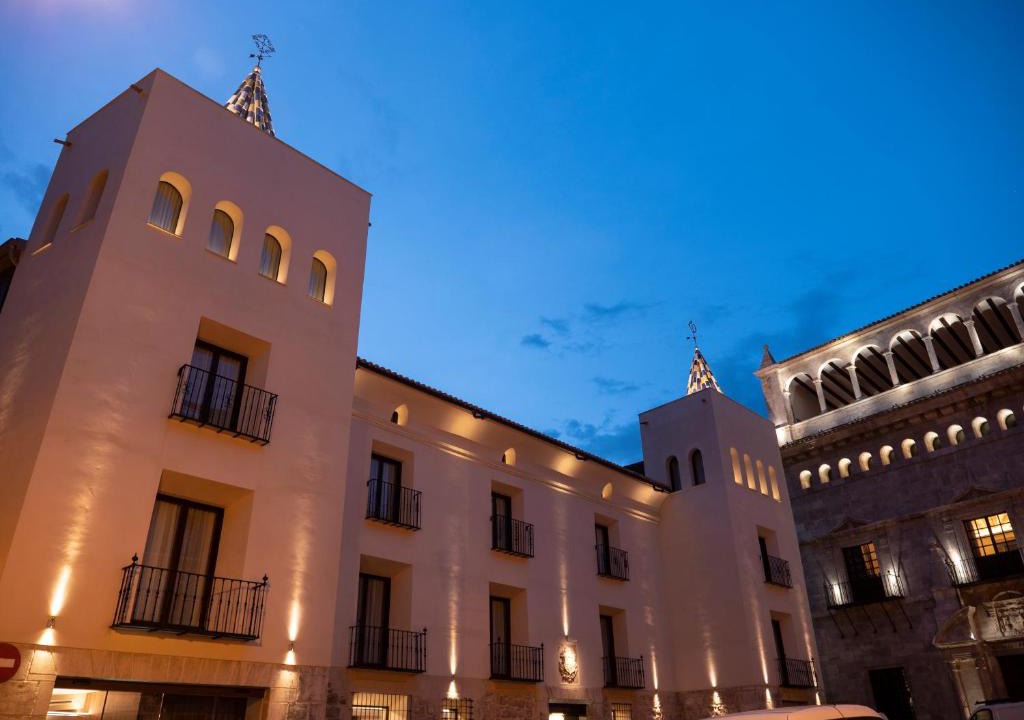 Old Town Hotel | Hotel Palacio La Marquesa 4 Estrellas SUP