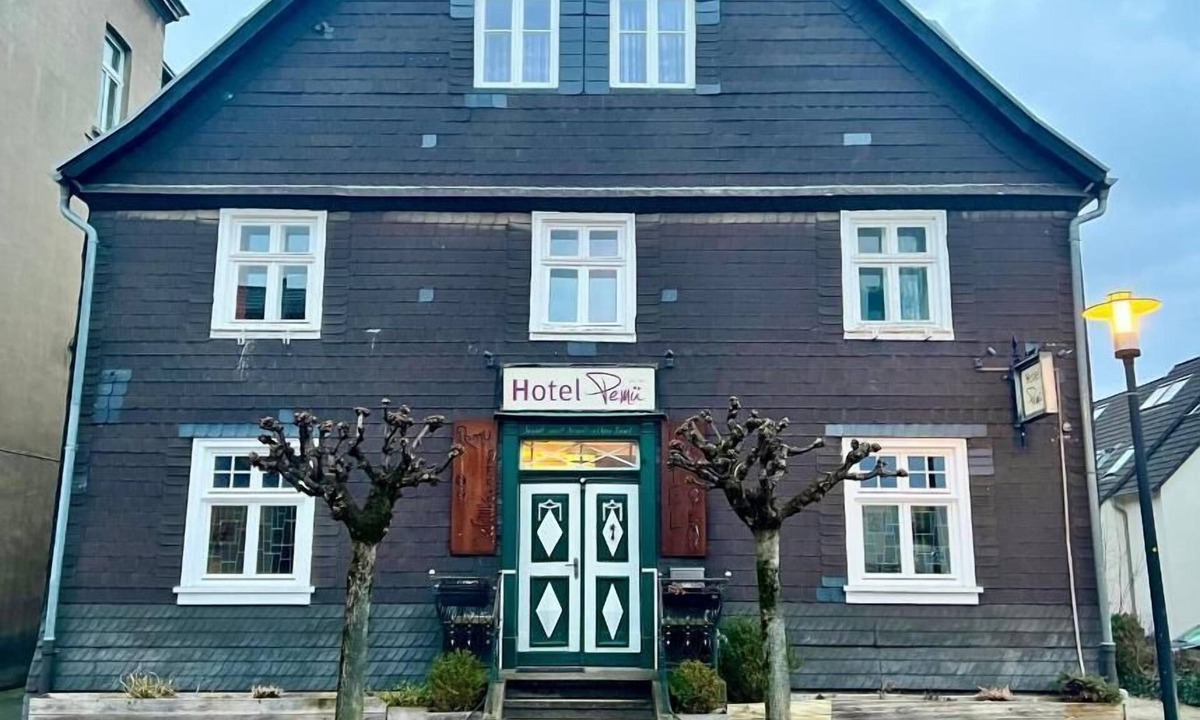 Neheim Hotel | Hotel Pemü