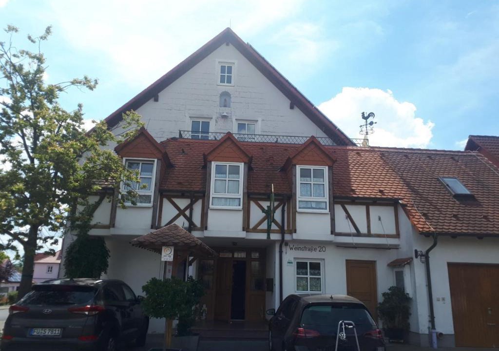 Sommerach House | Hotel Pension Am Engelsberg