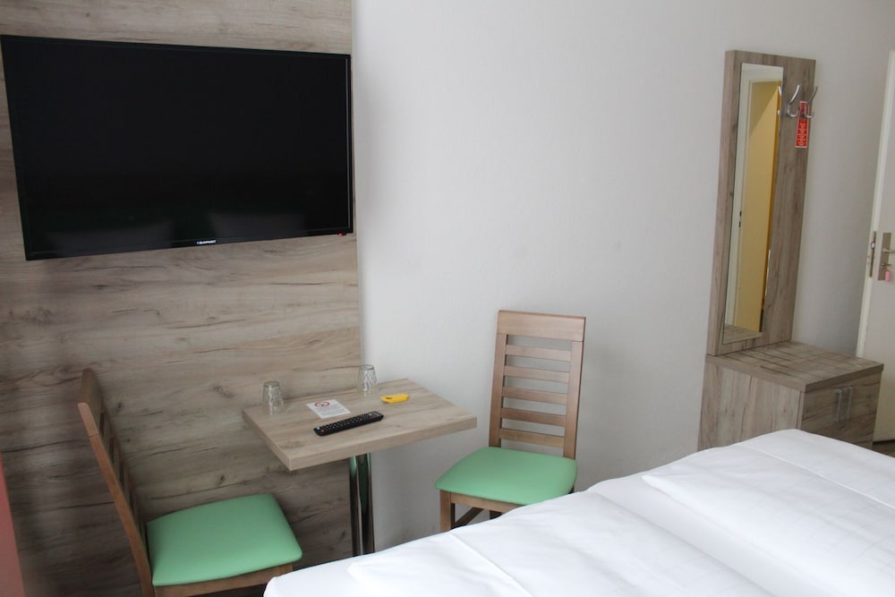 Aubing-Sud House | Hotel Pension Köberl