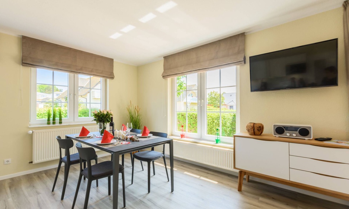 Thiessow Apartment | House A - Whg 01 with terrace - F: Lotsenberg Apartments with 8 apartments