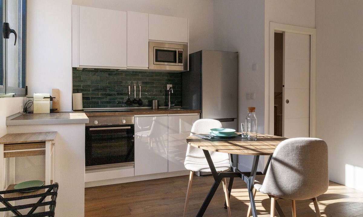 Almenara Apartment | Housing Simancas by Sharing Co