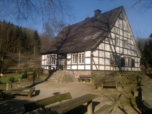 Finnentrop House | Hueseken