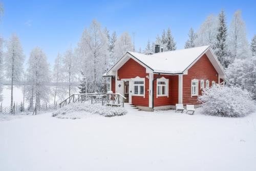 Rovaniemi Apartment | Hygge Host - Sauna Cottage by the Lake, Norvajärvi