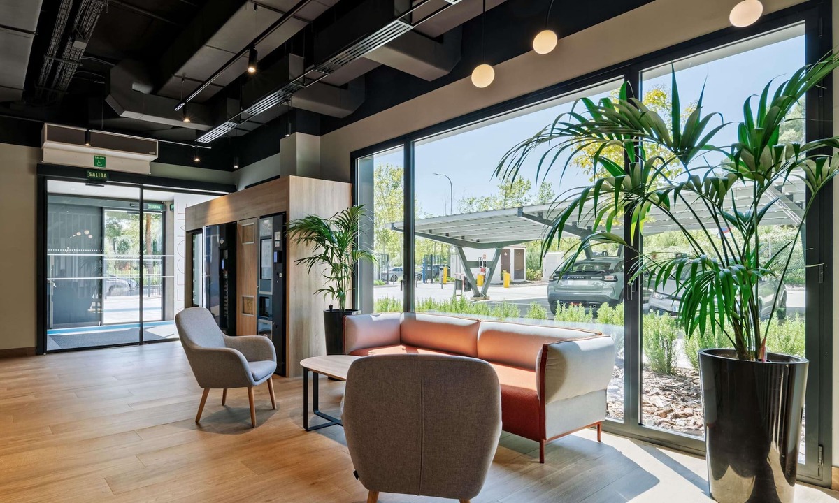 Rejas Hotel | Ibis Budget Madrid Aeropuerto