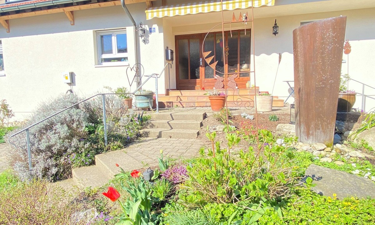 Motzach Apartment | Idyllic apartment in the countryside with terrace, parking space (wallbox) and bicycle room.