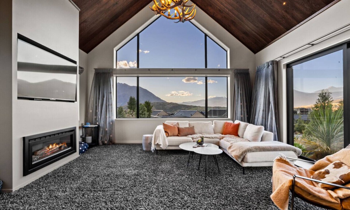 Jacks Point House | Jacks Point Alpine Residence