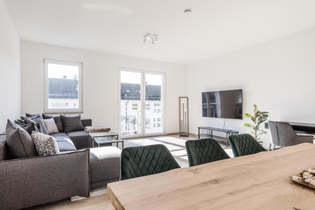 Erlangen Apartment | JAMA - Stilvoll&Modern, Zentral, Uni, Freies Parken, Große Gruppen, WLAN