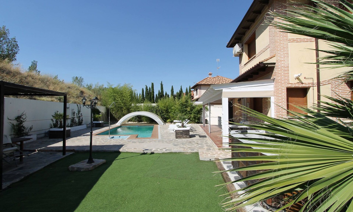 Sesena Villa | Jardin del valle TuCasaTemporal