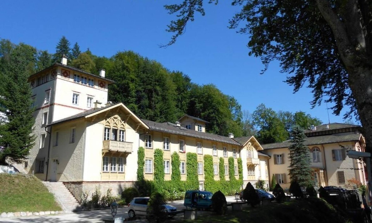 Berchtesgaden Apartment | Königliche Villa - Turmappartement für 1-2 Personen