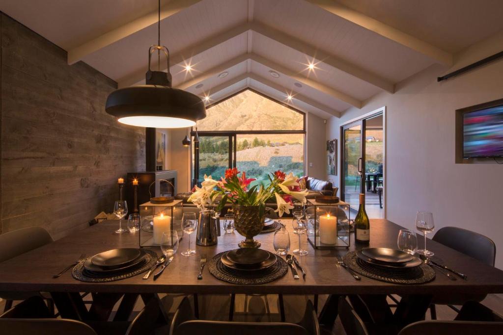 Kawarau Falls Villa | Kahua - Jacks Point