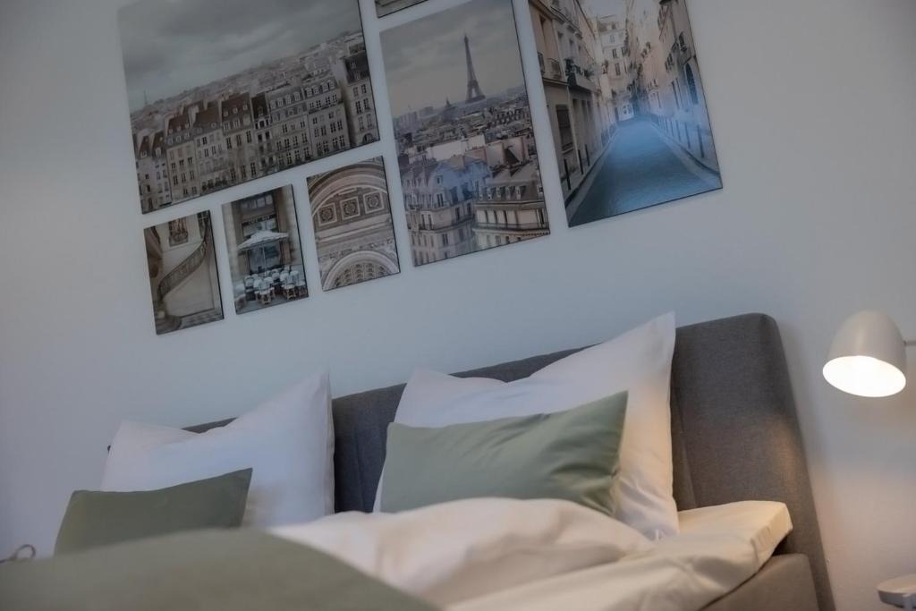 Oberhausen Apartment | Kaza Guesthouse, centrally located 2 & 3 bedroom Apartments in Augsburg
