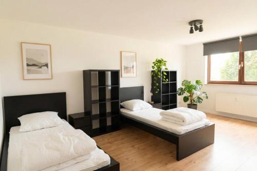 Geilenkirchen Apartment | L21-Apartment Geilenkirchen OT Teveren, 3 Zimmer, 6 Betten, Standardisierte Ausstattung, ideal für Reisende, Pendler, Familien