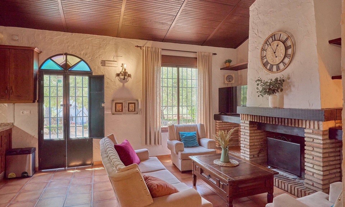 Hornachuelos House | La Alcaidía Country House with Pool, BBQ, Mountain Views and Wi-Fi in Natural Park